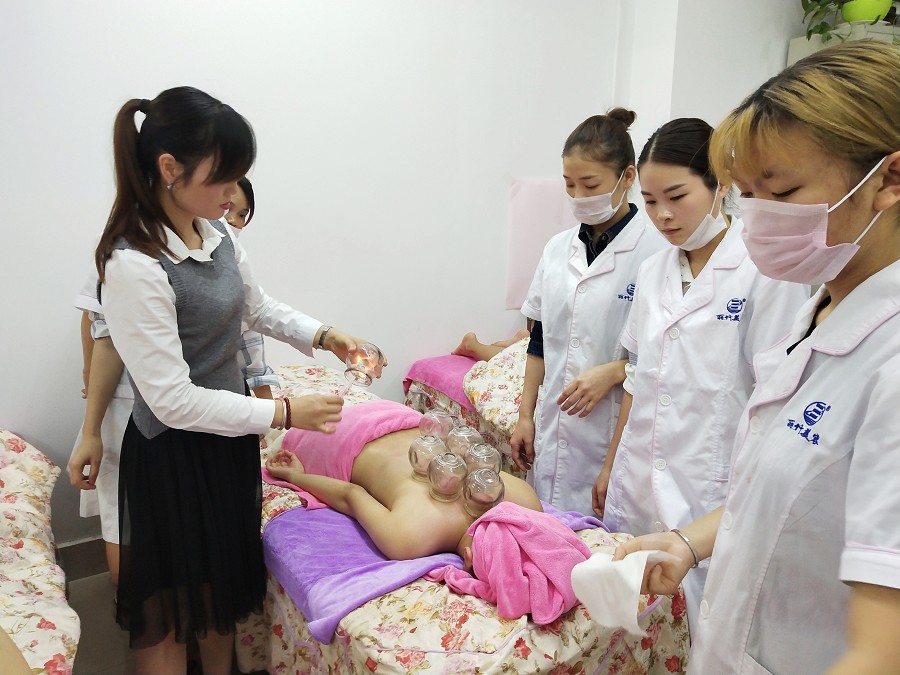 南寧美容師拔罐教學(xué)培訓(xùn)，你了解拔罐嗎